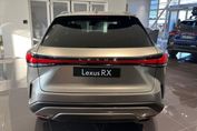 Lexus RX 450h+ Omotenashi
