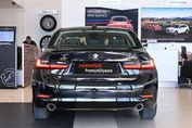 BMW Seria 3 318i Advantage