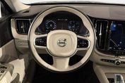 Volvo XC60 B4 D AWD Momentum