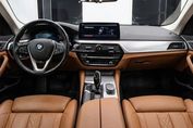 BMW Seria 5 Touring 520d xDrive