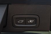 Volvo XC60 B5 B AWD Plus Dark aut
