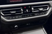 BMW Seria 3 318i Advantage aut