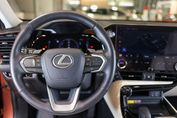 Lexus NX 450h+ Omotenashi AWD