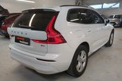Volvo XC60 B4 Momentum aut