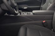 Lexus RX 450h+ Omotenashi 2.5 Hybrid Plug-in