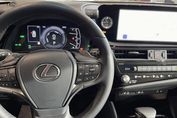 Lexus ES 300h Business Edition 2.5 E-CVT