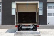 Mercedes Sprinter 316 Kontener + Winda