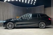 BMW Seria 3 Touring 320d xDrive Sport Line