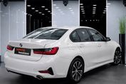 BMW Seria 3 318i Advantage