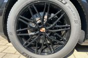 Porsche Cayenne Coupe Black Edition