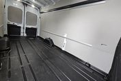 Ford Transit L4H3