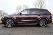 Volvo XC90 T8 AWD Plug-In Hybrid Ultra Dark