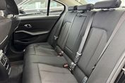BMW Seria 3 318i Advantage