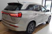 DFSK E5 Prestige 1.5  PHEV E-CVT