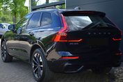Volvo XC60 T8 Plug-In Hybrid AWD Ultra Dark