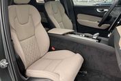 Volvo XC60 B5 AWD Plus Dark aut