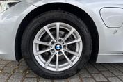 BMW Seria 3 330e iPerformance Advantage