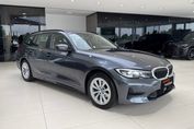 BMW Seria 3 318i Advantage aut