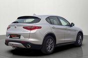 Alfa Romeo Stelvio 2.0 Turbo Business Q4 aut