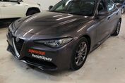 Alfa Romeo Giulia 2.0 Turbo Super aut
