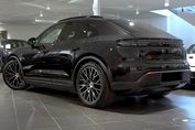 Porsche Macan 4