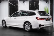 BMW Seria 3 318i Advantage aut