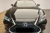 Lexus ES 300h Business Edition 2.5 E-CVT