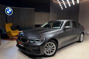 BMW Seria 3 330d xDrive Advantage