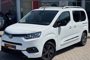 Toyota Proace City Verso 1.2 d-4T Family