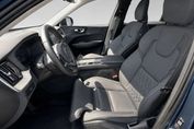 Volvo XC60 B5 B AWD Plus Dark