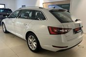 Skoda Superb 2.0 TDI Style DSG
