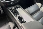 Volvo V60 B3 B R-Design