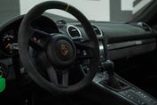 Porsche Cayman 718 GT4 RS