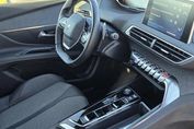 Peugeot 3008 1.2 Puretech Allure S&S EAT8