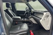 Land Rover Defender 110 3.0 P400 mHEV SE