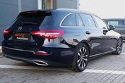 Mercedes Klasa C Kombi 220 d 4MATIC Avantgarde