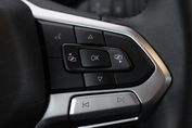 Volkswagen Transporter L2H1 8AT