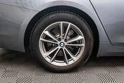 BMW Seria 5 520d xDrive Sport Line