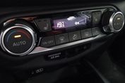 Nissan Juke 1.0 DIG-T Acenta DCT