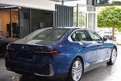 BMW i5 eDrive40