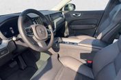 Volvo XC60 B5 B AWD Plus Dark