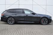 BMW Seria 5 Touring 520d xDrive M Sport