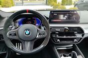 BMW Seria 5 Touring 530i xDrive M Sport