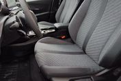 Peugeot 2008 Allure e-DCS 1.2 mHEV