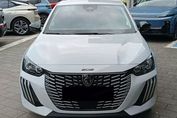 Peugeot 208 Business e-DCS6 1.2 mHEV