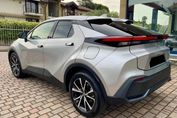 Toyota C-HR Style 2.0 Hybrid Dynamic Force Plug-in