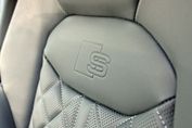 Audi Q7 50 TDI quattro S Line