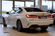 BMW Seria 3 330e M Sport