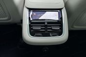 Volvo XC90 T8 AWD Plug-In Hybrid Ultra Bright