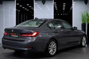 BMW Seria 3 318i